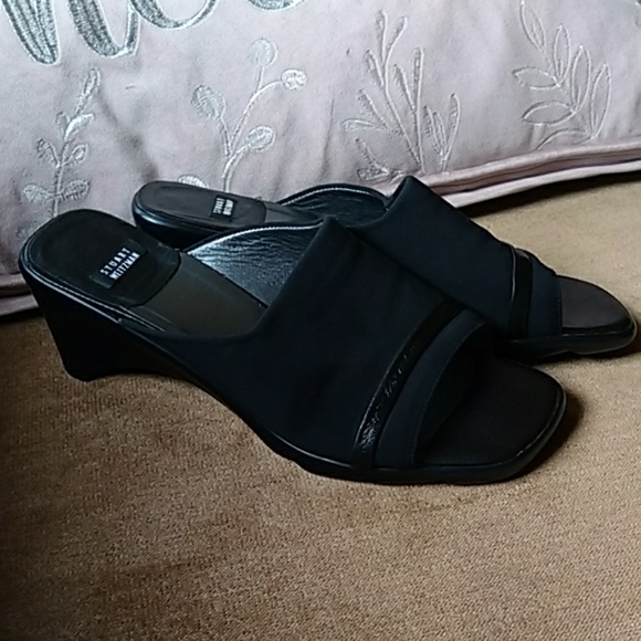Stuart Weitzman sandals size 7 1/2 - Picture 1 of 4